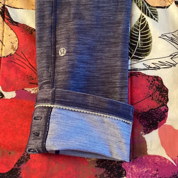 Lululemon Ride On Crop - Picture 7 of 11